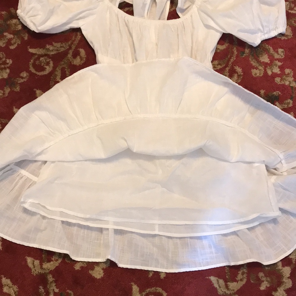 White Dress or Tunic Top. - Picture 3 of 5